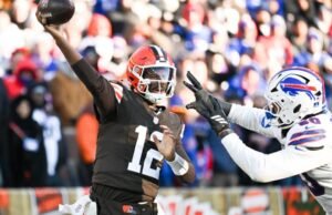 Shedeur Sanders, do Browns, teve um jogo quase idêntico ao de Josh Allen, do Bills, na semana 16