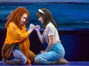 Musical de palco ‘Beaches’ apresenta primavera na Broadway antes da turnê nacional
