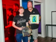 ‘O passado dá conforto’: Encontrando refúgio em ilhas analógicas em meio ao aprofundamento dos mares digitais