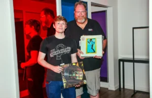 ‘O passado dá conforto’: Encontrando refúgio em ilhas analógicas em meio ao aprofundamento dos mares digitais