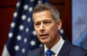 Colorado enfrenta corte de financiamento federal de US$ 24 milhões devido a carteiras de motorista comerciais ilegais