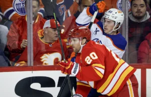 Blake Coleman marca no final da partida e Flames vence Oilers por 3-2