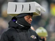 Lamar Jackson x John Harbaugh? Uma sequência de playoffs ainda está em jogo no meio do drama dos Ravens