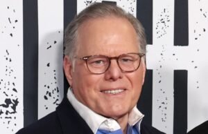 O processo regulatório para a aquisição da Warner Bros. pela Netflix já começou, disse o CEO David Zaslav à equipe
