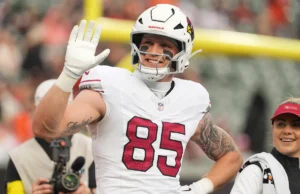 Trey McBride é de longe o melhor tight end do futebol fantasia durante a temporada recorde