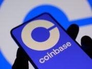 Coinbase entra na negociação de ações e contratos de eventos à medida que a batalha no varejo esquenta