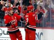 O gol de Jackson Blake na prorrogação faz o Hurricanes vencer o Rangers por 3-2