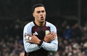 Aston Villa 2-1 Manchester United: Morgan Rogers marca duas vezes na vitória do Villa dez consecutivas
