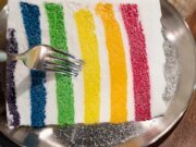 A Internet agora é oficialmente um bolo, já que os memes de bolo deliciosamente engraçados se acumulam