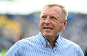 Ex-batedor inglês e chefe do BCE Hugh Morris morre aos 62 anos