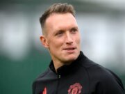 O herói cult do Man Utd, Phil Jones, nomeia a lenda do Chelsea como seu ‘adversário mais difícil’