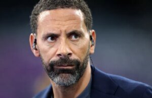 Rio Ferdinand avalia chances de título do Aston Villa e revela ‘vantagem’ do Man City sobre o Arsenal
