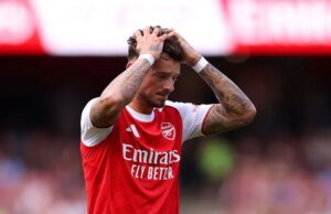 A atualização sobre a lesão de Ben White é outra dor de cabeça para o técnico do Arsenal, Mikel Arteta