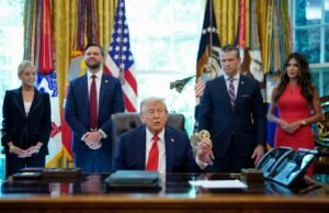 Seria uma loucura dar a Trump e seus bajuladores ainda mais poder