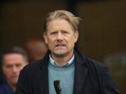 Peter Schmeichel avisa o Arsenal que o clube rival é “absolutamente” candidato ao título