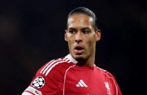 Meu companheiro de equipe do Manchester United era de classe diferente do capitão do Liverpool, Virgil van Dijk