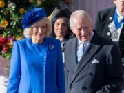 Rainha Camilla fala pela primeira vez sobre sua experiência ao ser agredida em um trem