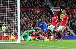 ‘Tenho que ser mais forte’ – Gary Neville critica a estrela do Man Utd após o gol de Antoine Semenyo