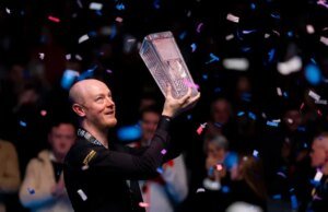 Chris Wakelin desafia o susto do hospital, a doença e as probabilidades de conquistar o título do Aberto da Escócia