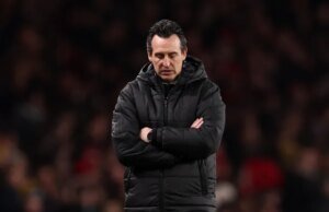 Unai Emery explica por que não apertou a mão de Mikel Arteta após a vitória do Arsenal