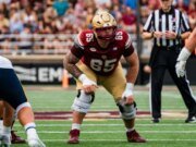 O atacante ofensivo canadense Logan Taylor foi convidado para o East-West Shrine Bowl