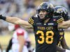 LB Braxton Hill, do Hamilton Tiger-Cats, treina para o Tampa Bay Buccaneers