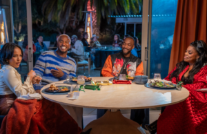 O criador de ‘House Guest’, Scott Evans, sobre como um talk show em casa evoluiu para algo profundo: ‘O que estamos fazendo é uma mudança na indústria’