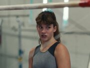 Escalação de Rotterdam 2026: ‘The Gymnast’ de Charlotte Glynn; ‘Papel Coadjuvante’ de Ana Urushadze e ‘Bolo Amarelo’ de Tiago Melo definidos para competição