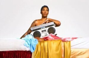 A superestrela do Afrobeats Tiwa Savage em seu novo álbum de R&B ‘This One Is Personal’ e o impacto de ser apresentada em ‘Lion King’ de Beyoncé