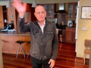 Tom Hanks e Rita Wilson tiveram reações muito diferentes ao COVID-19