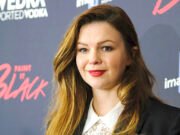 Em uma carta aberta, Amber Tamblyn destrói James Woods por dar em cima dela quando ela tinha 16 anos