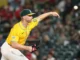 O canhoto Sean Newcomb e o Chicago White Sox concordam com um contrato de US$ 4,5 milhões por 1 ano