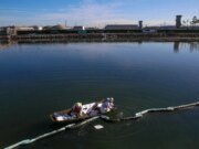 A petrolífera levou mais de 3 horas para impedir o maior derramamento de óleo na Califórnia em décadas