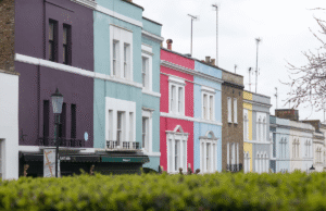 Cinco distritos de Londres enfrentam maiores aumentos de impostos municipais do que o resto do país na reestruturação do financiamento