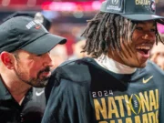 Jeremiah Smith optou pelo estado de Ohio e agora enfrenta os furacões de sua cidade natal no CFP Cotton Bowl