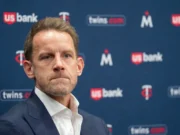 Os gêmeos mudam o proprietário principal de um Pohlad para outro, à medida que três novos grupos de investidores se tornam sócios limitados