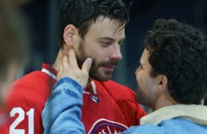 Estrela de ‘Heated Rivalry’ François Arnaud sobre como o beijo ‘épico’ de Scott e Kip ‘muda o jogo’ para Ilya e Shane: ‘Eles veem as possibilidades’