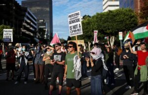 Entusiastas da mentira do genocídio lamentam o colapso da mentira do genocídio