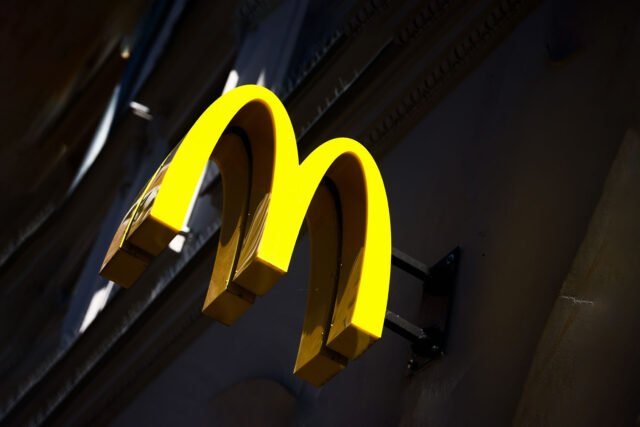 mcdonalds_logo_2178606707.jpg