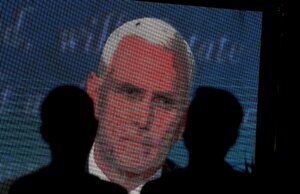 Aqui está o zumbido no cabelo de Mike Pence no debate vice-presidencial