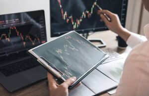 Palantir e AppLovin lideram cinco ações em zonas de compra à medida que o mercado acelera