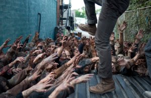 The State of Scary TV: ‘The Returned’ e ‘Ash vs Evil Dead’ juntam-se a ‘The Walking Dead’ para oferecer terror de alta qualidade