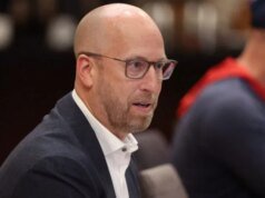 O comissário da CFL, Stewart Johnston, nega resistência às mudanças nas regras estruturais e não considerará a reversão