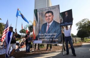 Filho do último Xá do Irão apela a mais pressão para ajudar os manifestantes