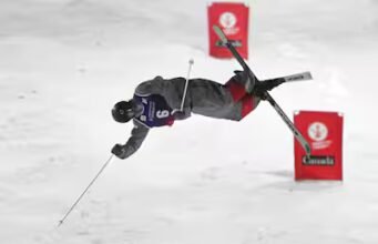 Coupe du monde de ski acrobatique: Julien Viel gagne et réalise son rêve em Val Saint-Côme
