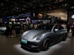 O crescimento global das vendas de EV provavelmente desacelerará após um salto de 20% no difícil ano de 2025, afirma empresa de pesquisa