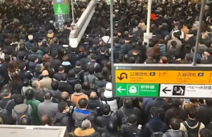 Caos nos passageiros em Tóquio quando falta de energia atinge a rede ferroviária