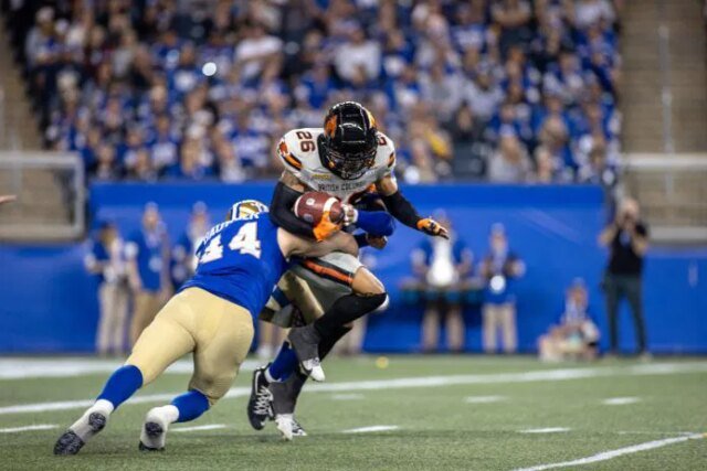 BCLions_June12-3674-696x464.jpg