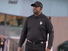 GM Ed Hervey critica boletim CFLPA apesar da melhoria de Elks, exige maior transparência