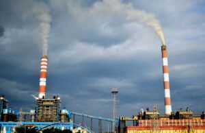 Os EUA precisam que a Índia compre carvão. Quem paga o custo?